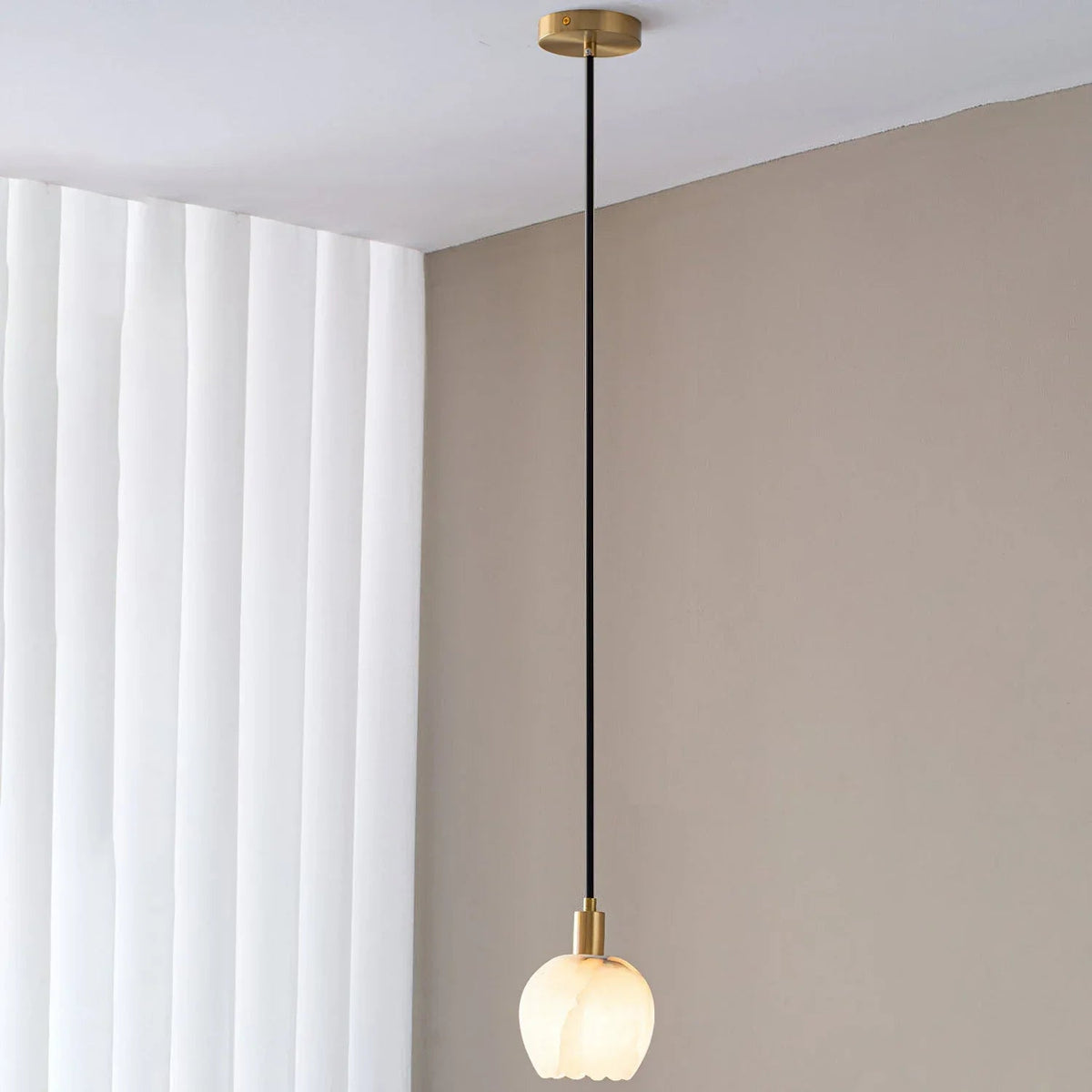 Flower Alabaster Pendant Light