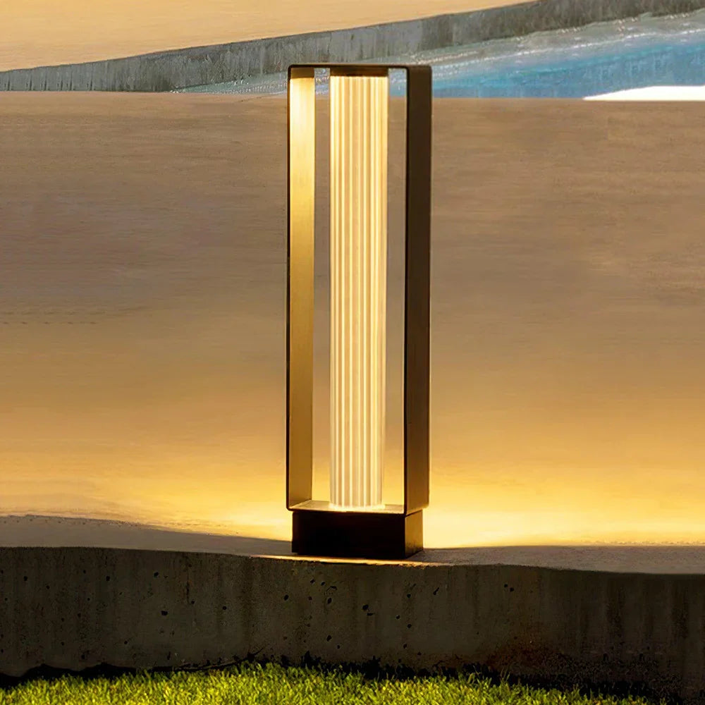 Frame Acrylic Outdoor Post Lamp