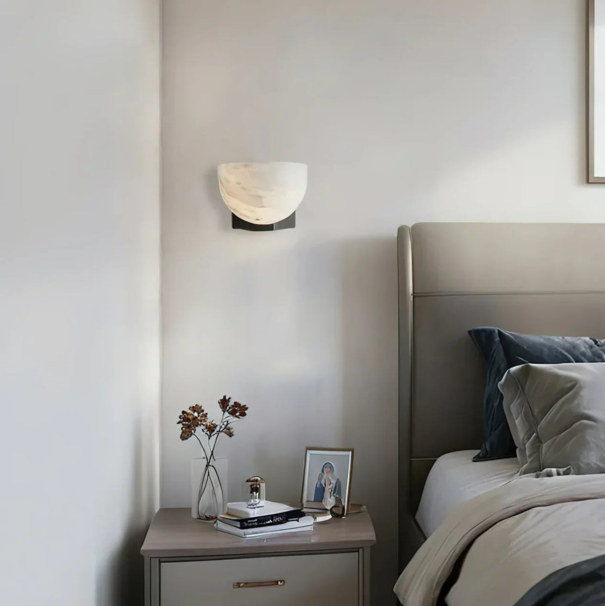 Hemispherical Alabaster Ath Wall Light