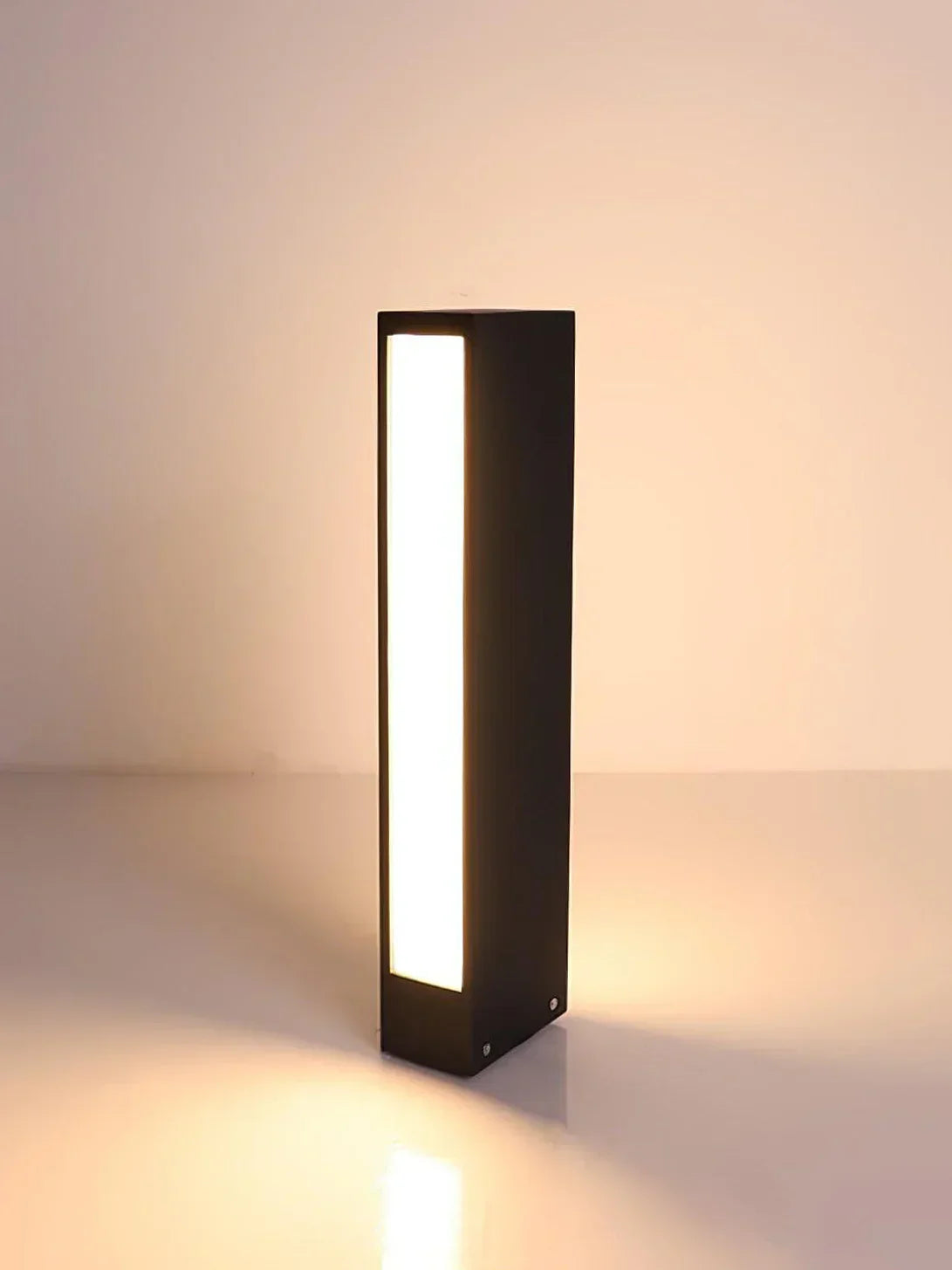 Modern Faro Outdoor Post Lamp