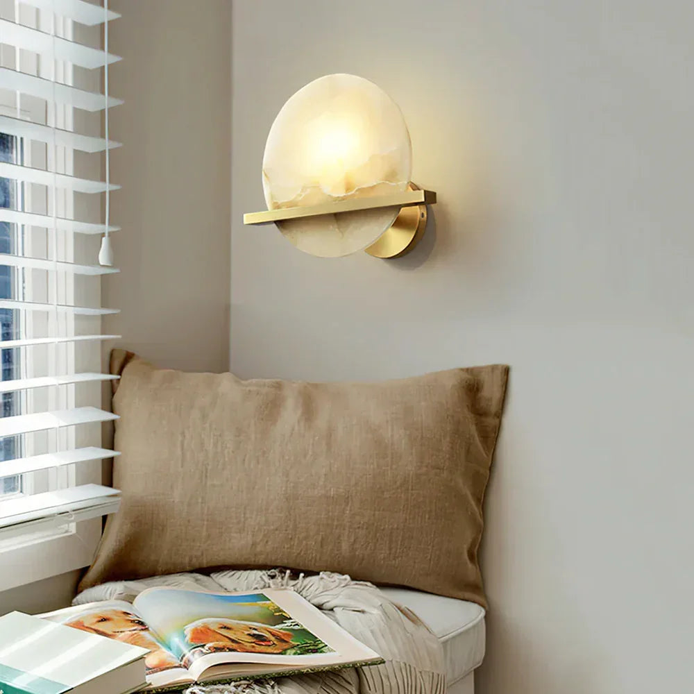 Round Savion Alabaster Wall Lamp