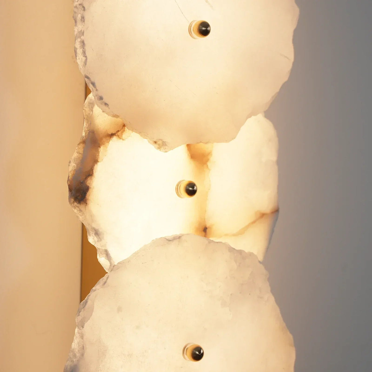 Petra Alabaster Wall Lamp