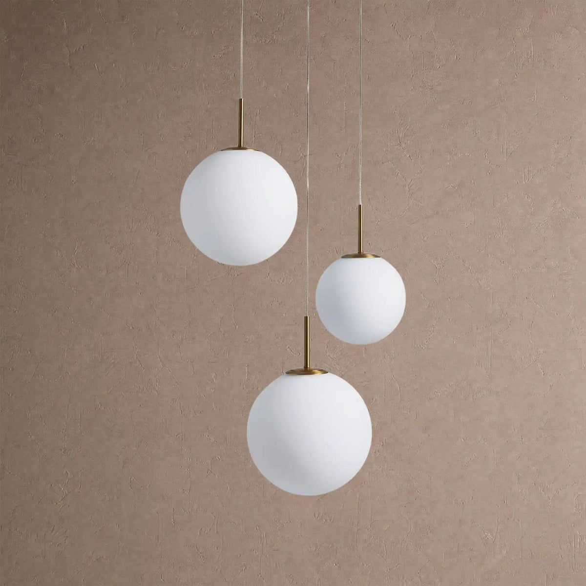 Casens round LED chandelier - 3-Light 20'' / Matte Opal