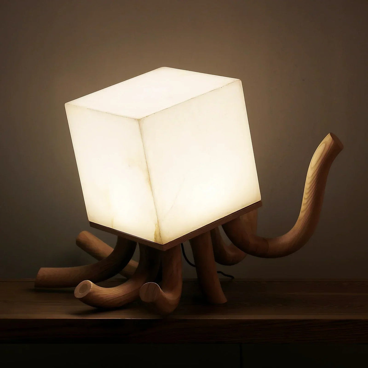 Alabaster Octavia Sculpture Table Lamp