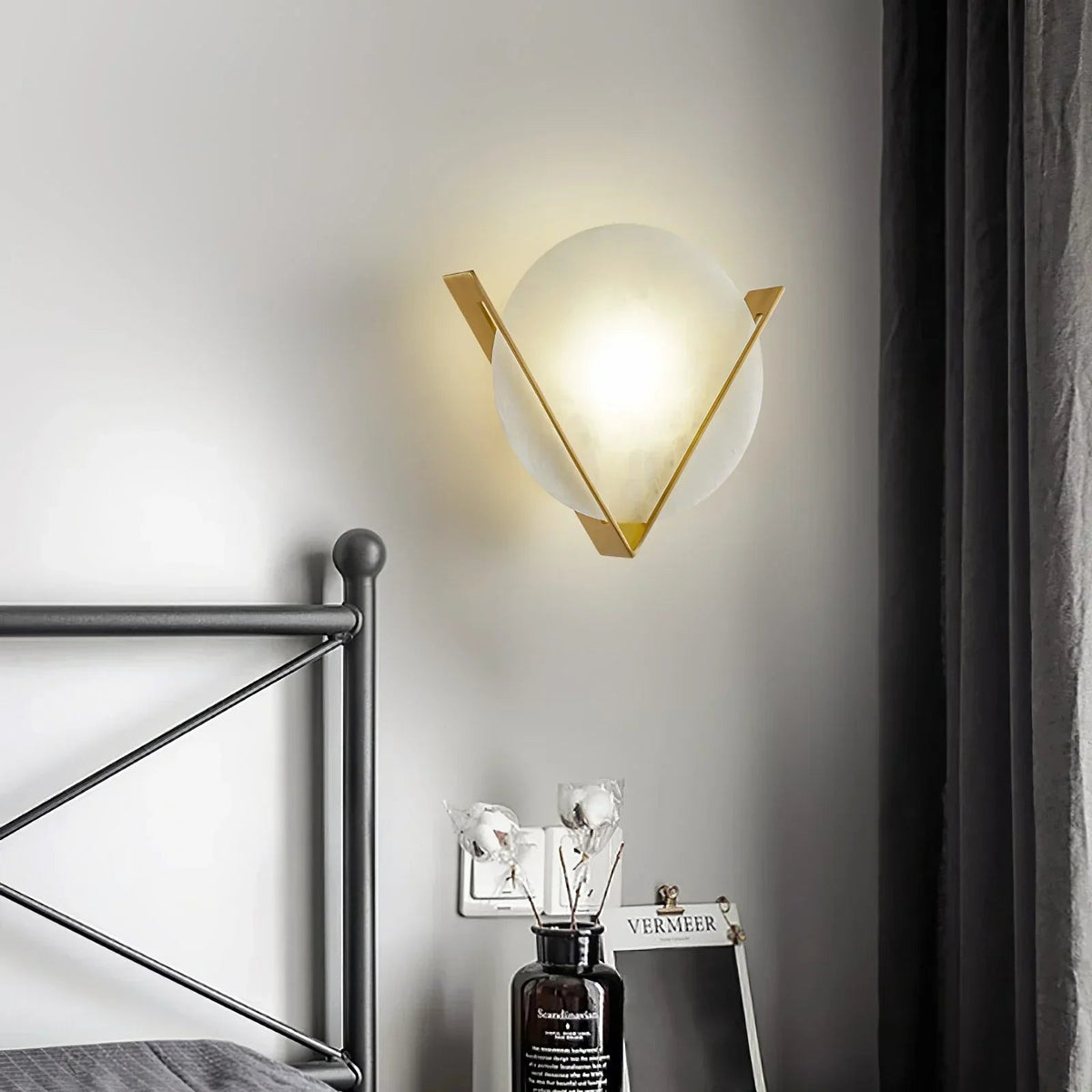 Alabaster Round Victory V Wall Lamp