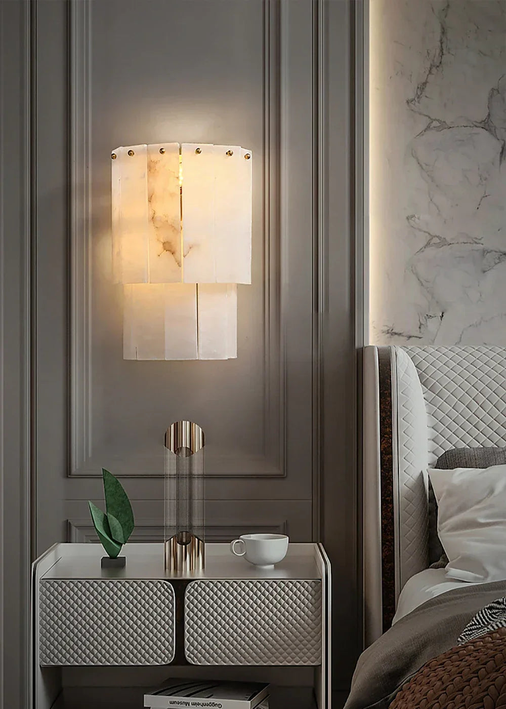 Eichholtz blason wall lamp