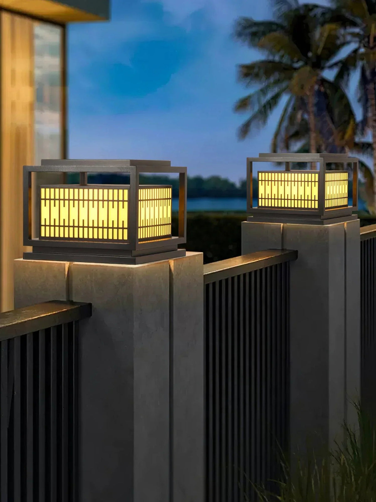 Modern Square Window Grille Outdoor Post Light