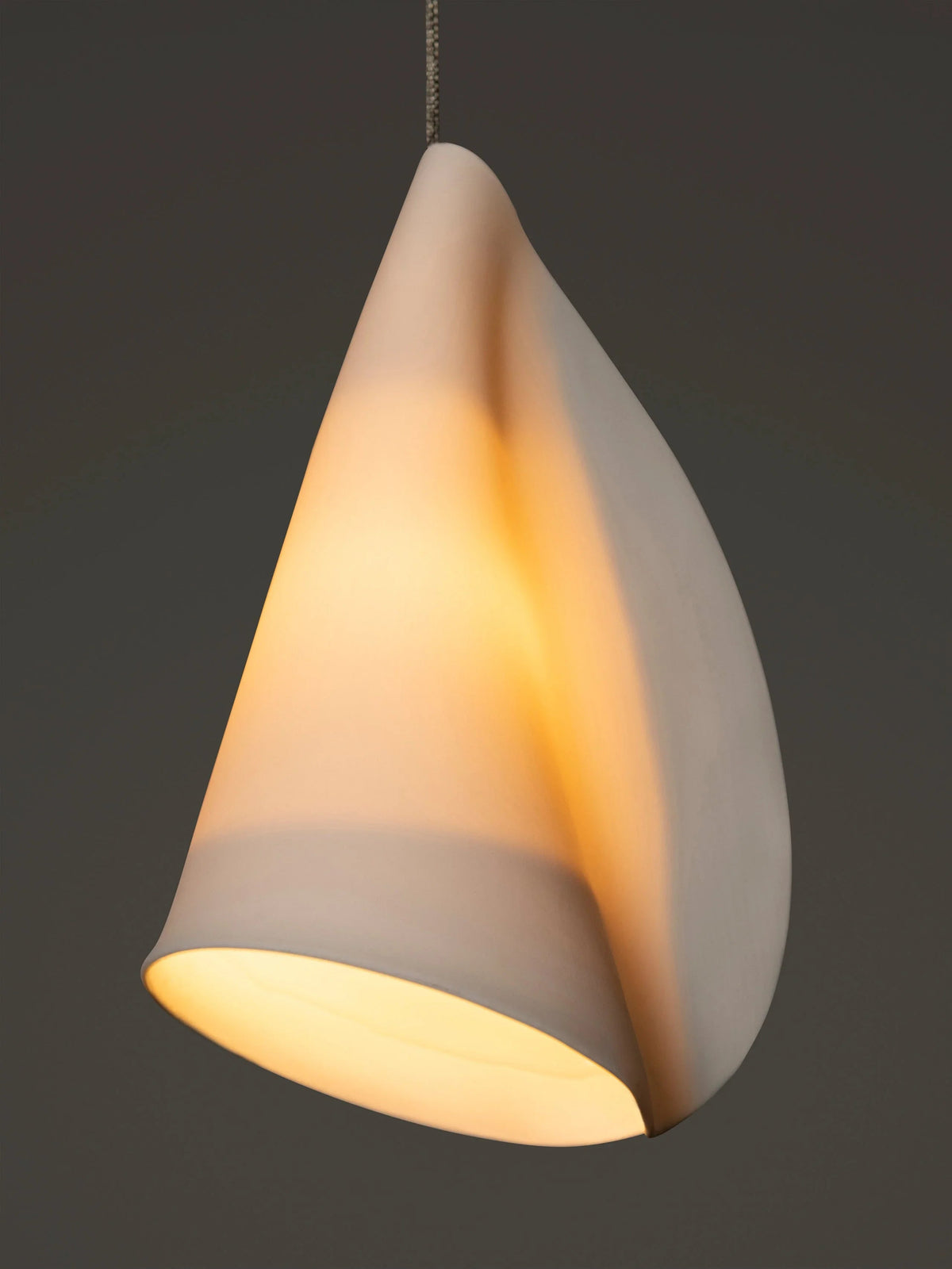 Porcelain Cascade Cluster Pendant Light