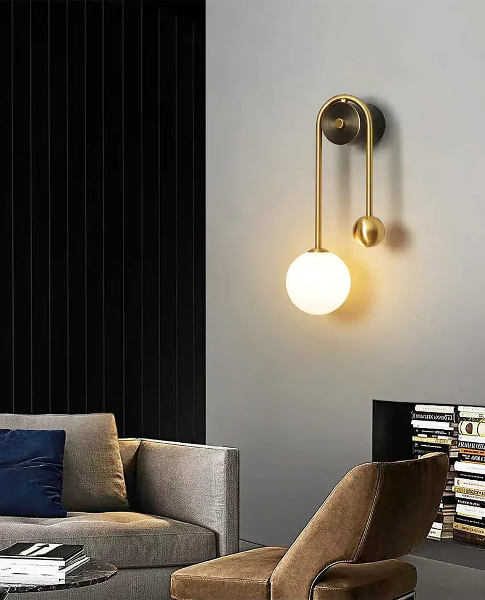 Spherical Light Luxury Wall Lamp
