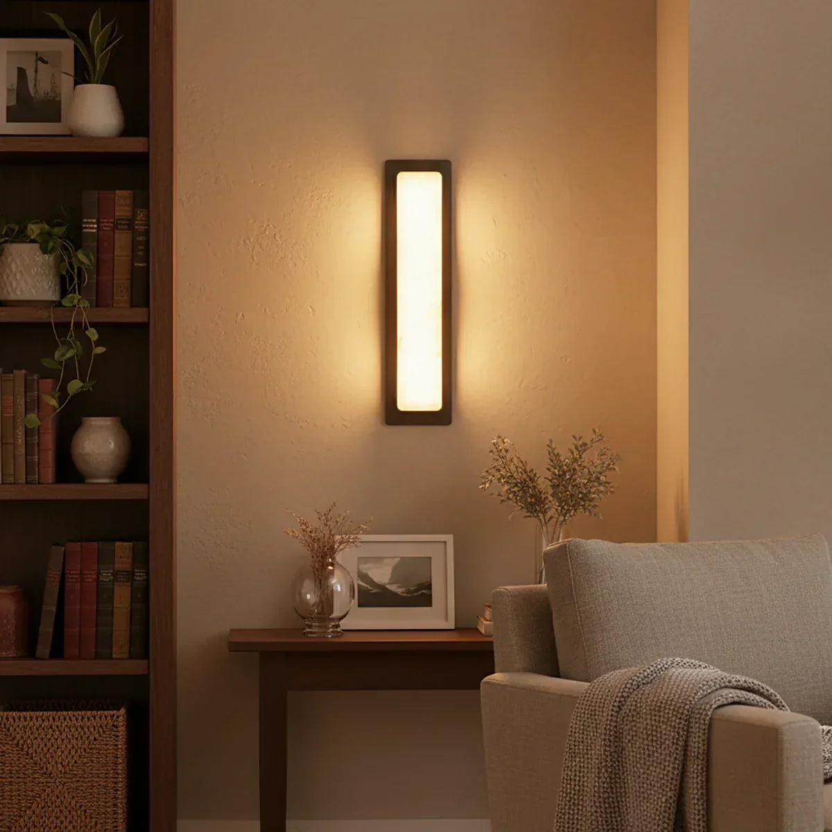Sashya Alabaster Wall Lamp