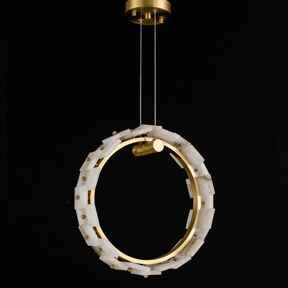 Vertical Ring Alabaster Pendant Lamp